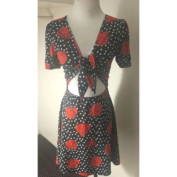 Women's Cut It Out Floral Polka Dot Rose Pattern Mini Dress Size 4 Nasty Gal - Picture 2 of 12